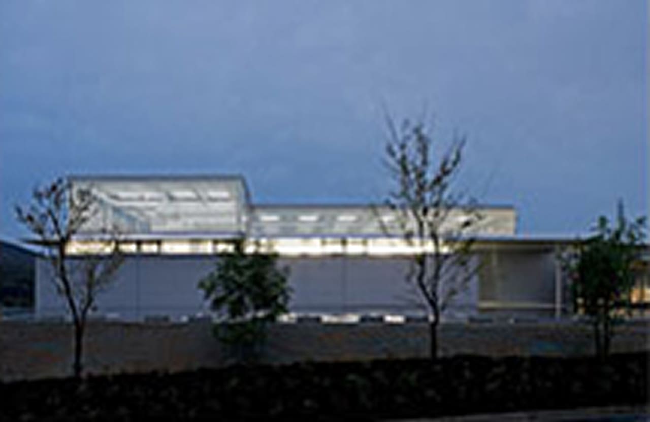 生産及び実験棟